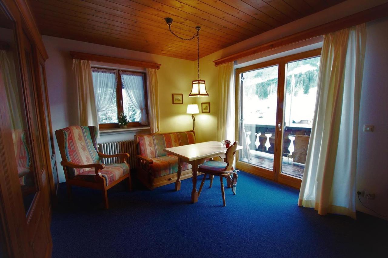 Hotel Ferienhaus Waldwinkl Grainau Habitación foto