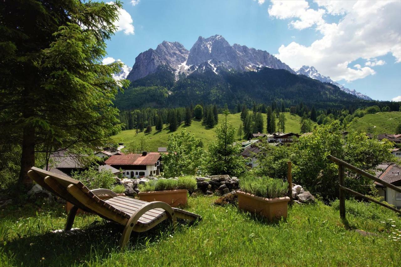 Hotel Ferienhaus Waldwinkl Grainau Exterior foto